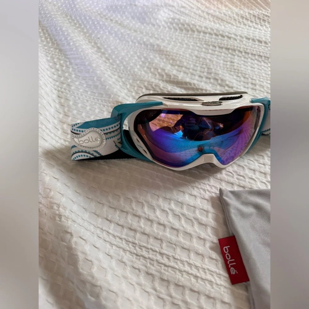 Bolle Goggles with Multicolor Lens